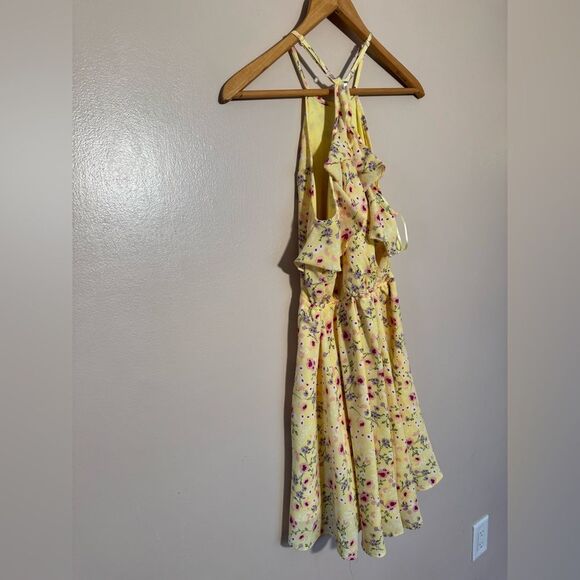Yellow Francesca’s Floral Ruffle Fit and Flare Dress Size XS NWT - Picture 4 of 5
